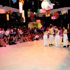 Bailaluz-Performances-Levi Baruch-0007.jpg